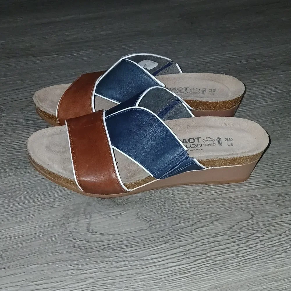 Naot Brown and Navy Women's Sandals Sz 36 NWOT